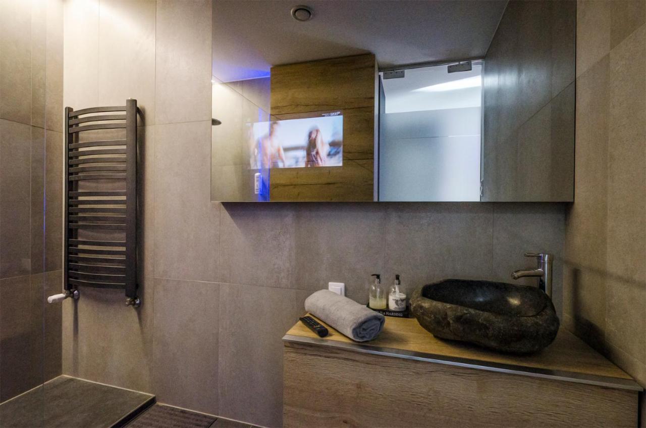 Lupoapartments Z Jacuzzi Pole Dance Leczycka 29 Klimatyzacja Parking Dostep Na Kod Łódź Eksteriør billede