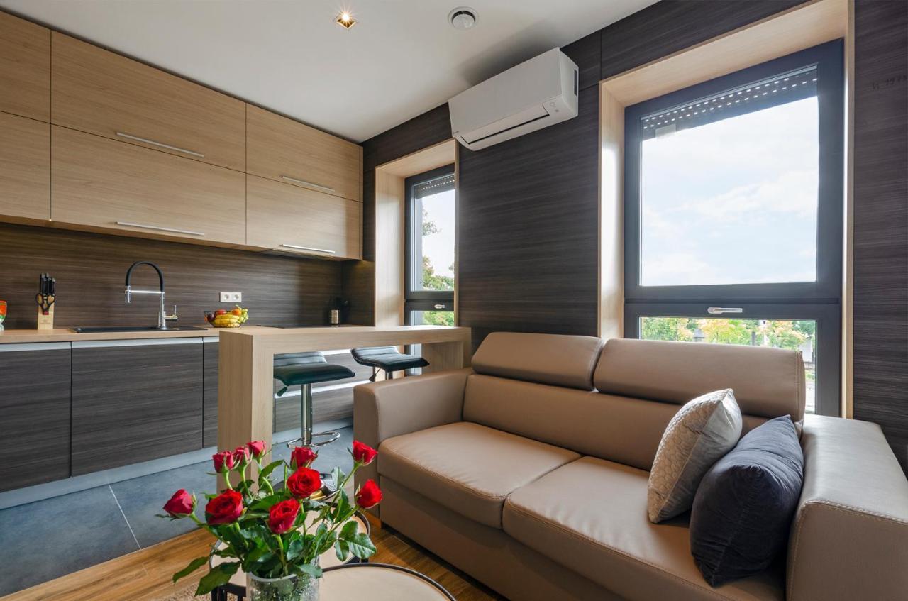 Lupoapartments Z Jacuzzi Pole Dance Leczycka 29 Klimatyzacja Parking Dostep Na Kod Łódź Eksteriør billede