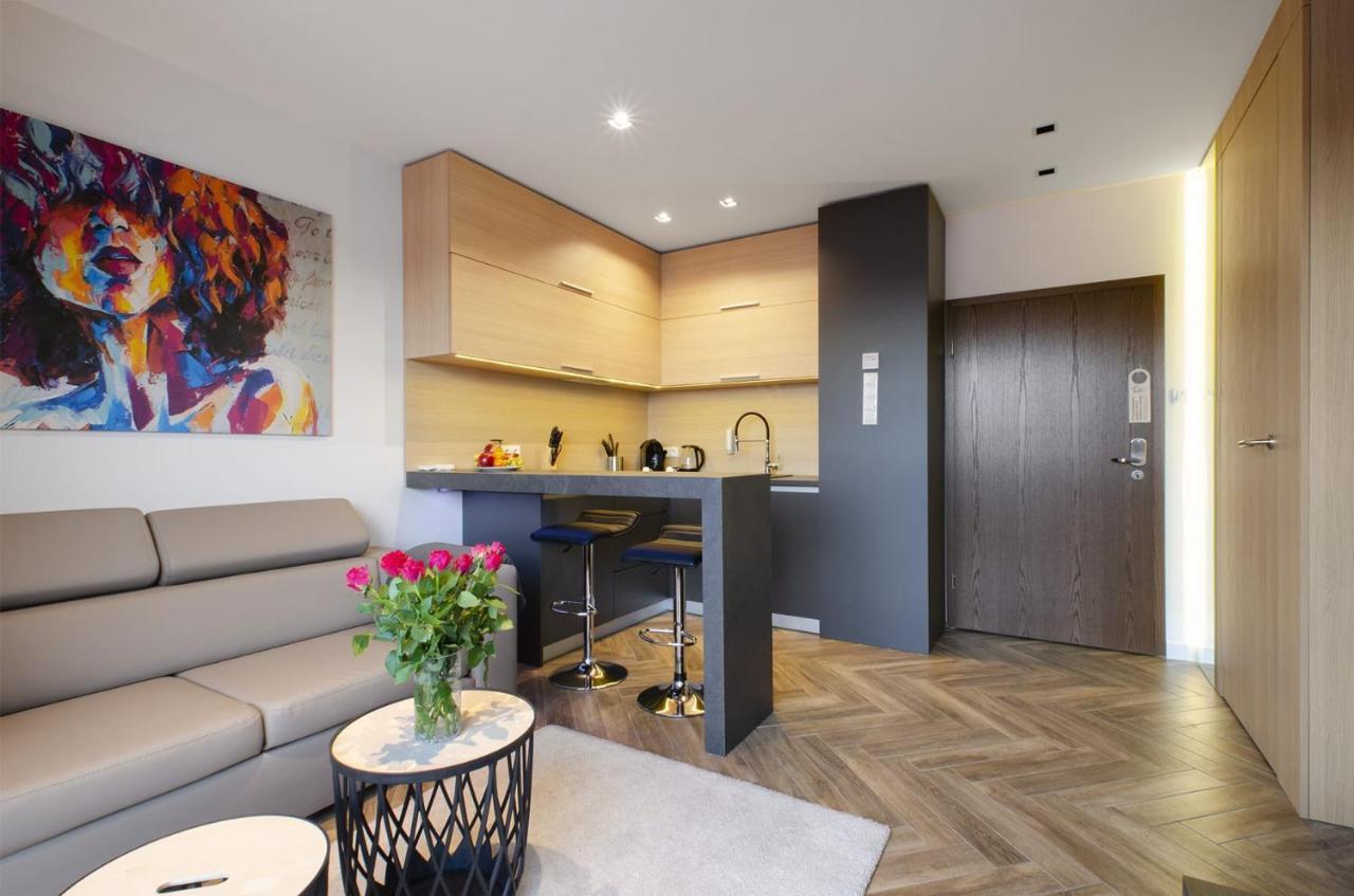 Lupoapartments Z Jacuzzi Pole Dance Leczycka 29 Klimatyzacja Parking Dostep Na Kod Łódź Eksteriør billede