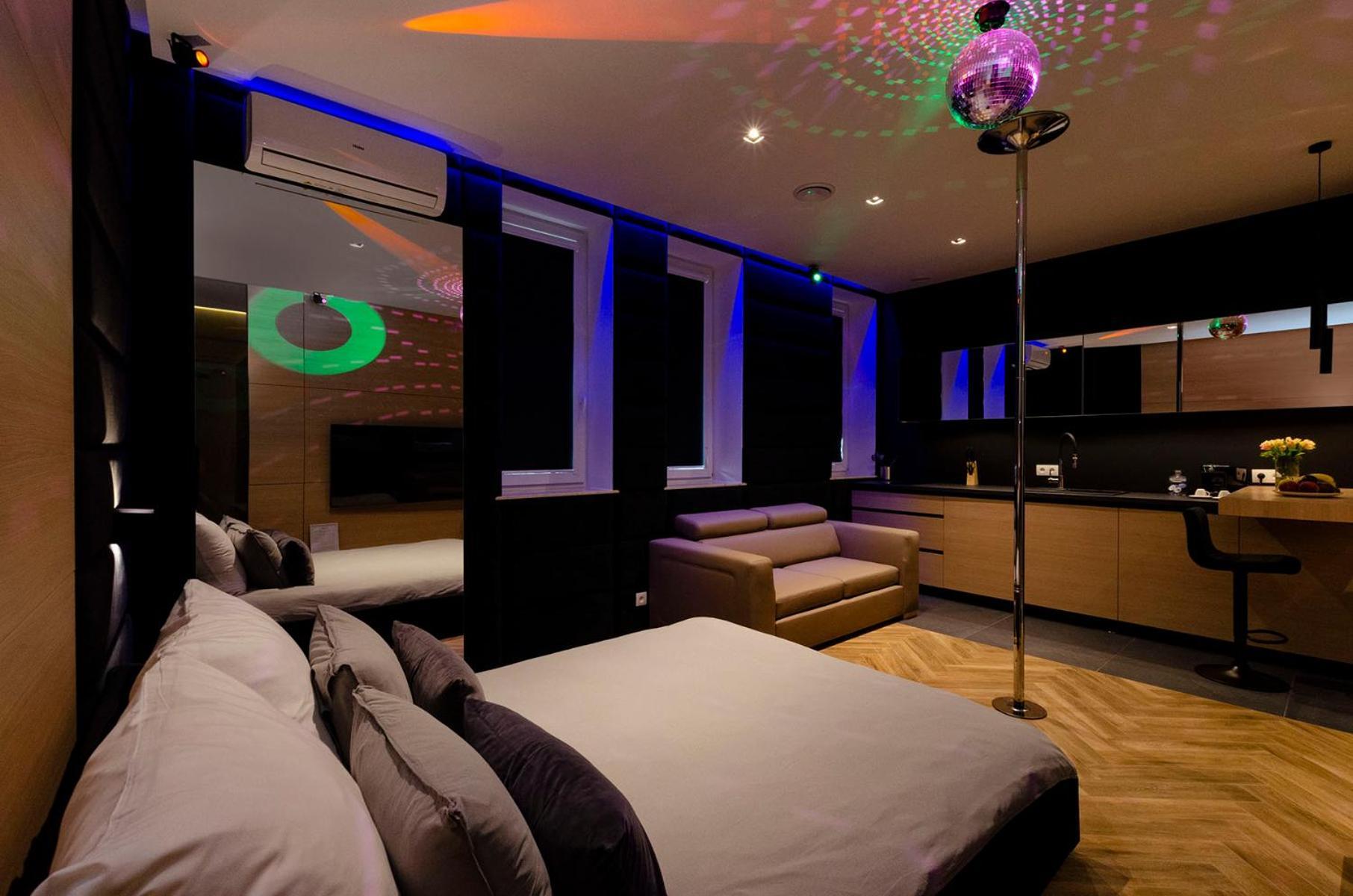 Lupoapartments Z Jacuzzi Pole Dance Leczycka 29 Klimatyzacja Parking Dostep Na Kod Łódź Værelse billede