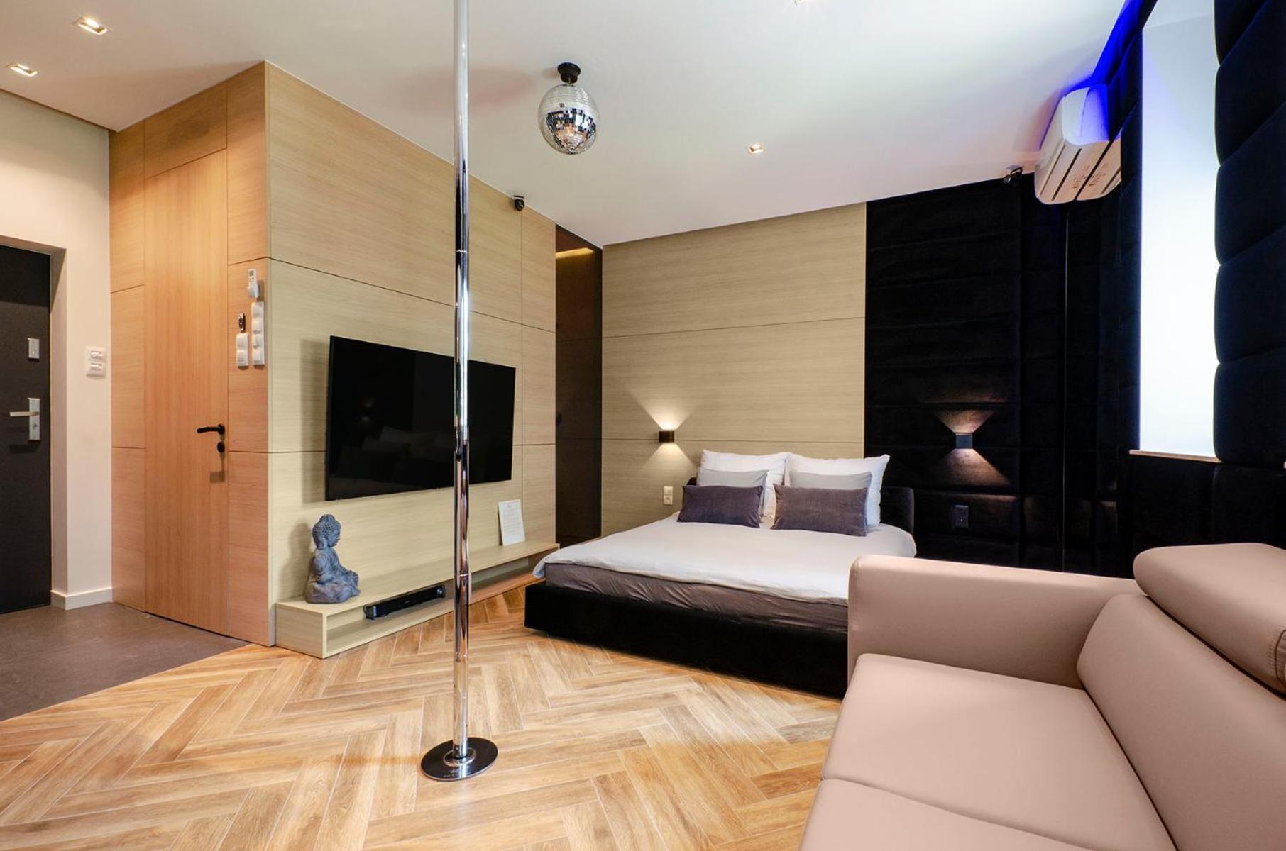 Lupoapartments Z Jacuzzi Pole Dance Leczycka 29 Klimatyzacja Parking Dostep Na Kod Łódź Værelse billede
