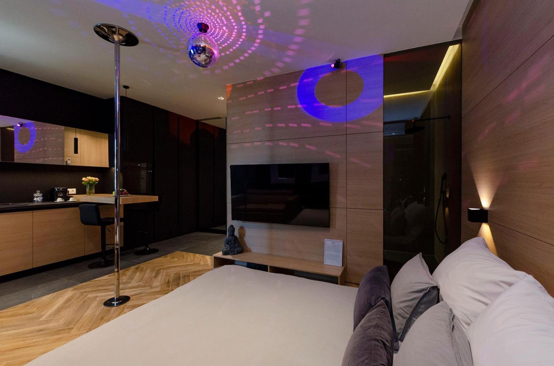 Lupoapartments Z Jacuzzi Pole Dance Leczycka 29 Klimatyzacja Parking Dostep Na Kod Łódź Værelse billede