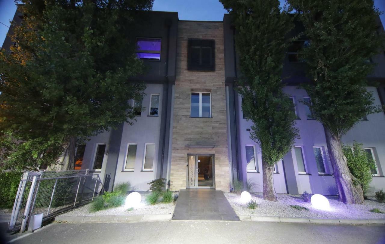 Lupoapartments Z Jacuzzi Pole Dance Leczycka 29 Klimatyzacja Parking Dostep Na Kod Łódź Eksteriør billede